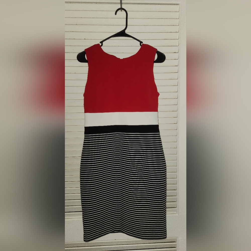 Tommy Hilfiger Sz4 Red and Black Striped Women's Dress